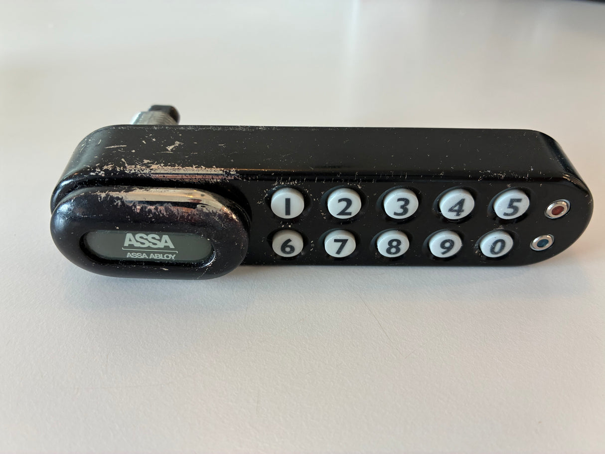 ASSA ABLOY - ELEKTRONISK SKABSLÅS (REF100)