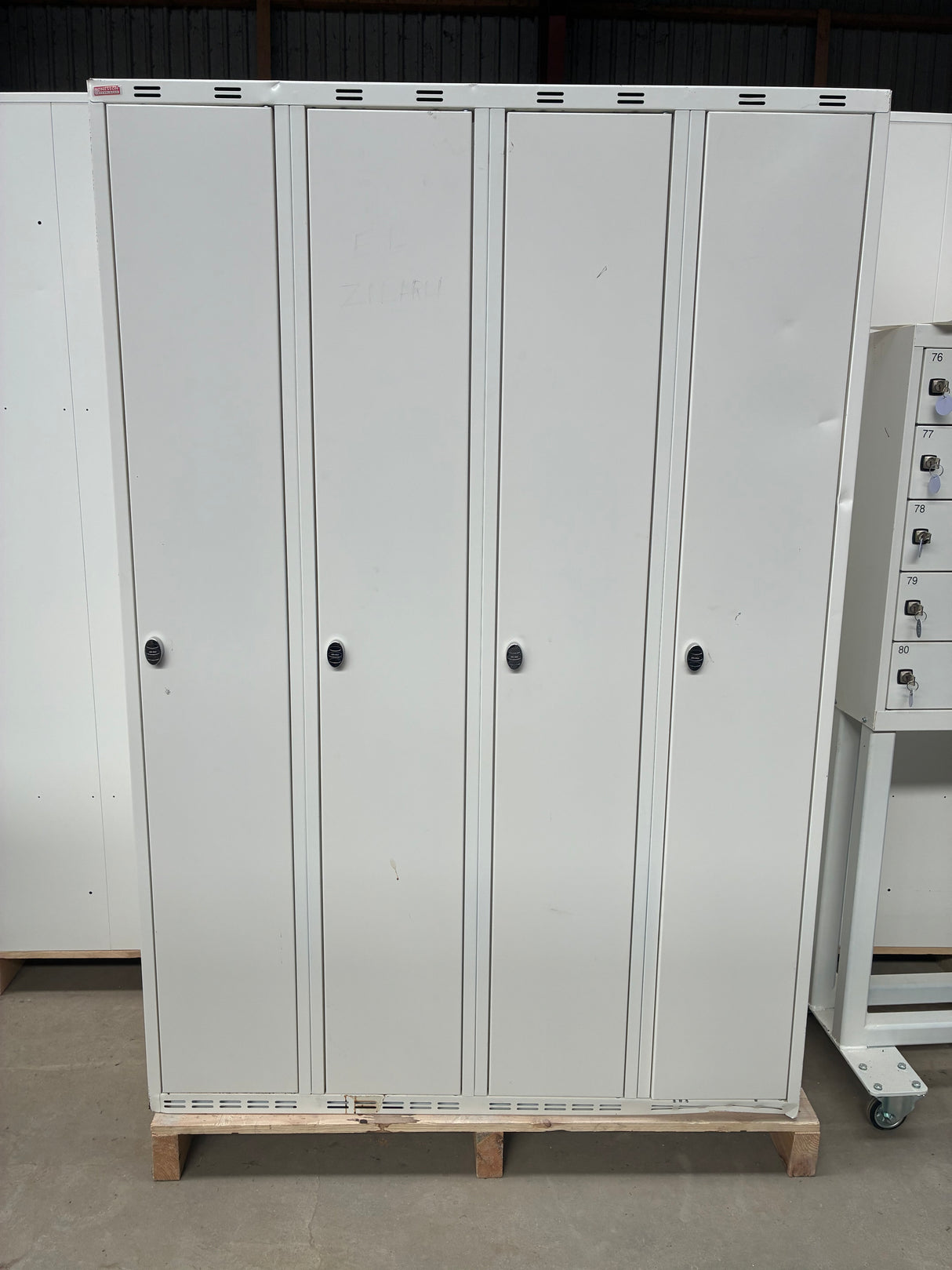 Garderobemoduler med 4 rum (Ref114)