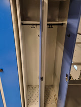 Robust garderobeskab med 2 skabe (Ref103)